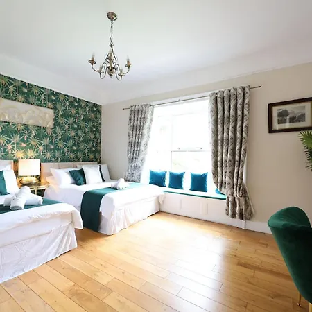 Mount Eagle - Sleeps 24 Limerick Junction