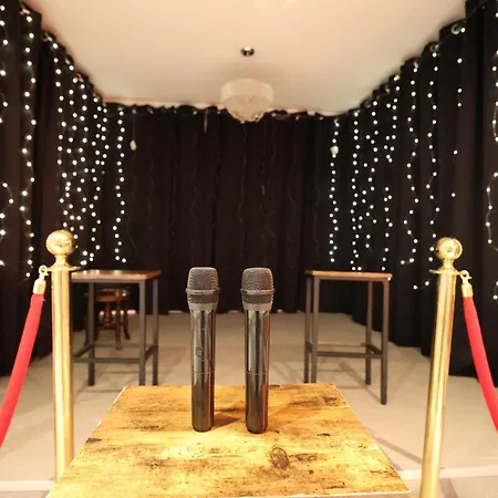 Mount Eagle - Sleeps 24 펜션