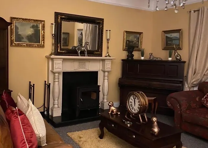 Дом отдыха Mount Eagle - Sleeps 24 *